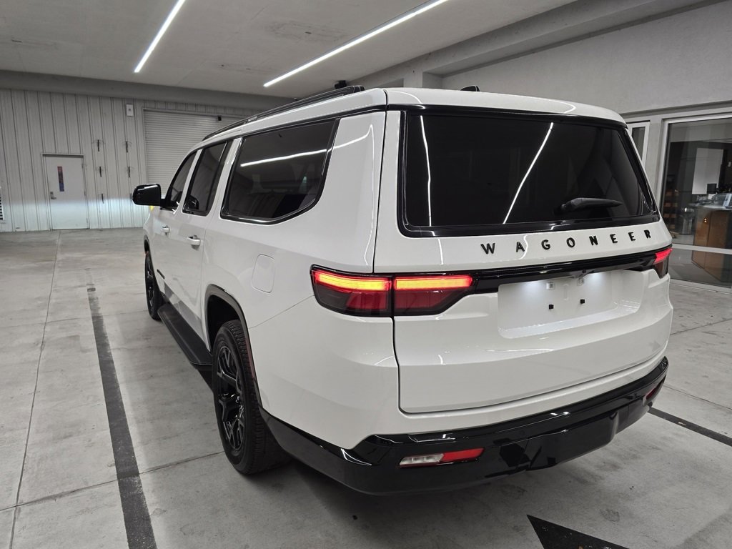 2025 Jeep Wagoneer L Series II Carbide photo 4