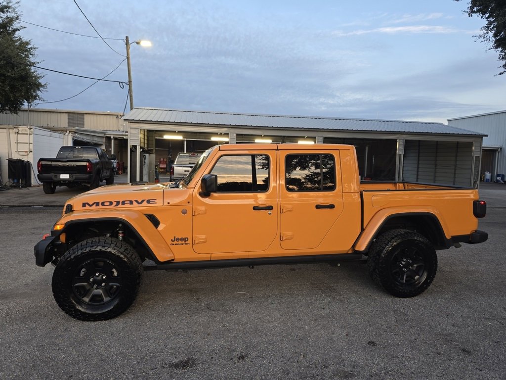 2021 Jeep Gladiator Mojave photo 3
