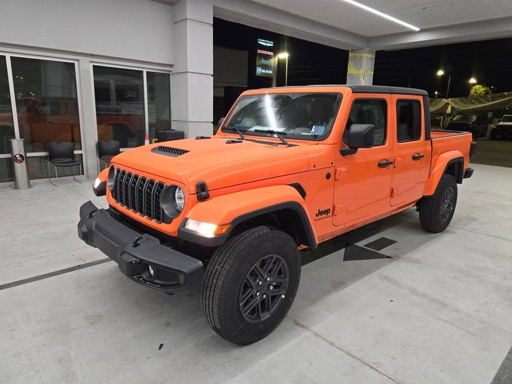 New 2025 Jeep Gladiator SPORT S 4X4 Pickup