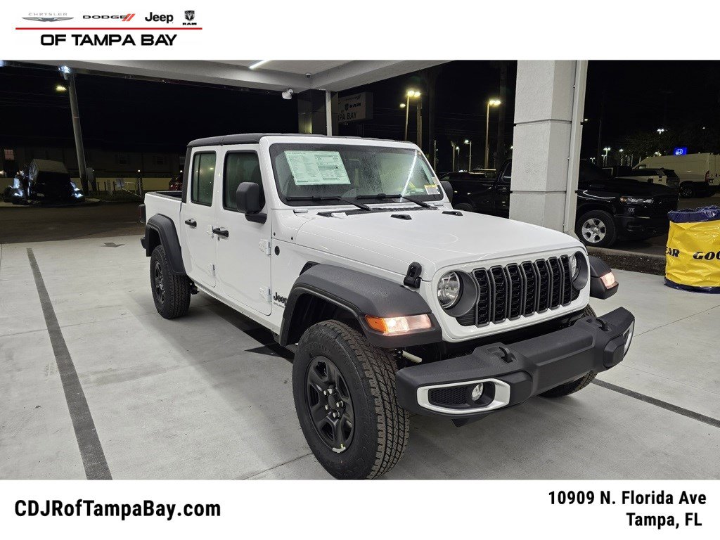 2026 Jeep Gladiator Sport's photo