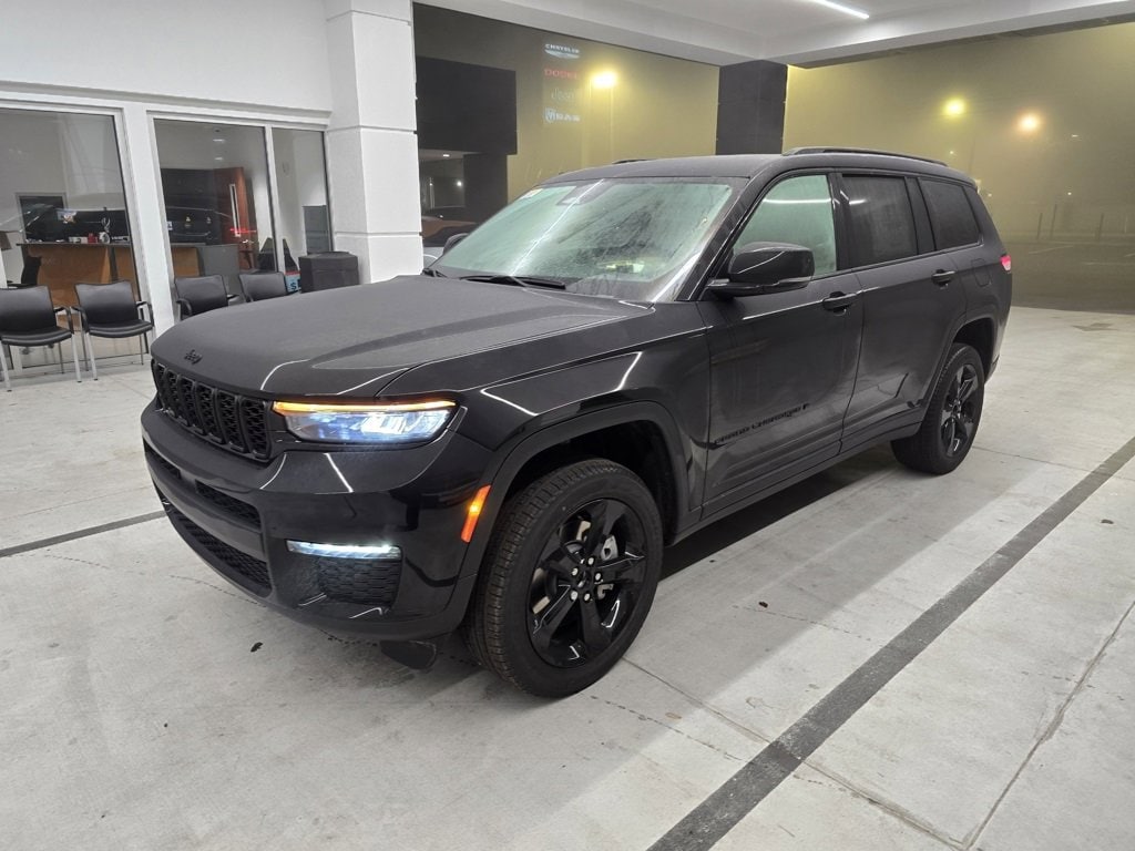 New 2025 Jeep Grand Cherokee L LIMITED 4X4 Sport Utility