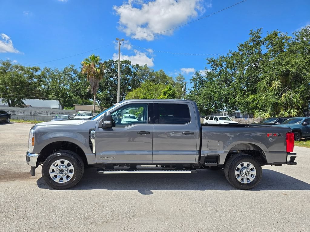 Certified 2024 Ford Super Duty F-350 SRW XLT