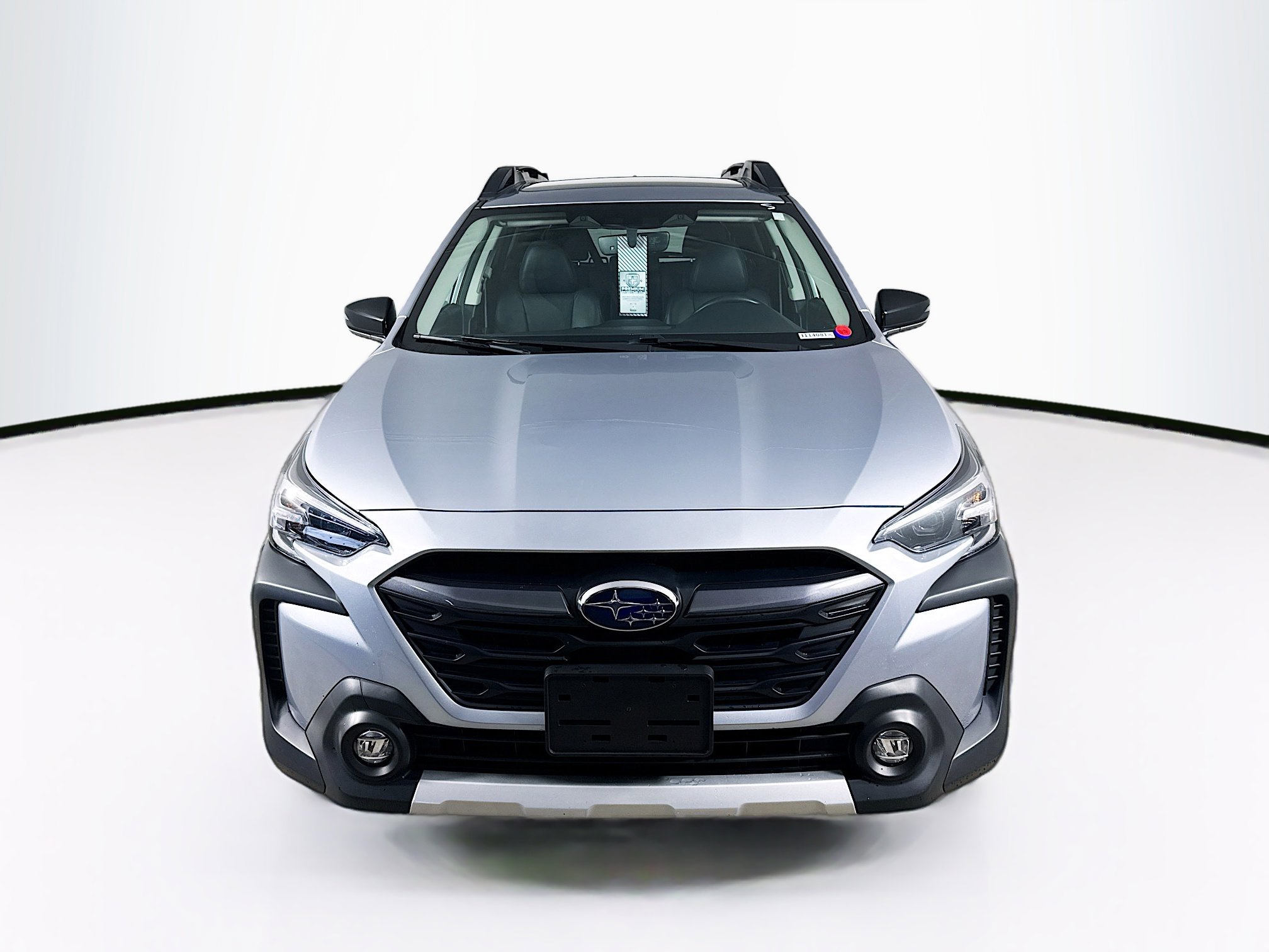 2024 Subaru Outback Limited XT photo 2