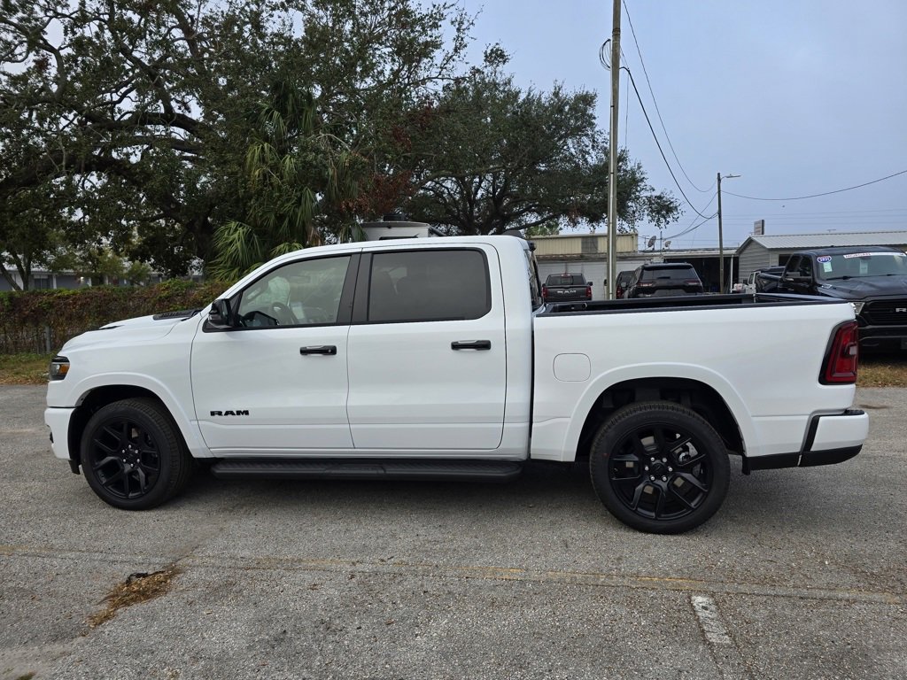2025 Ram 1500 Laramie photo 3
