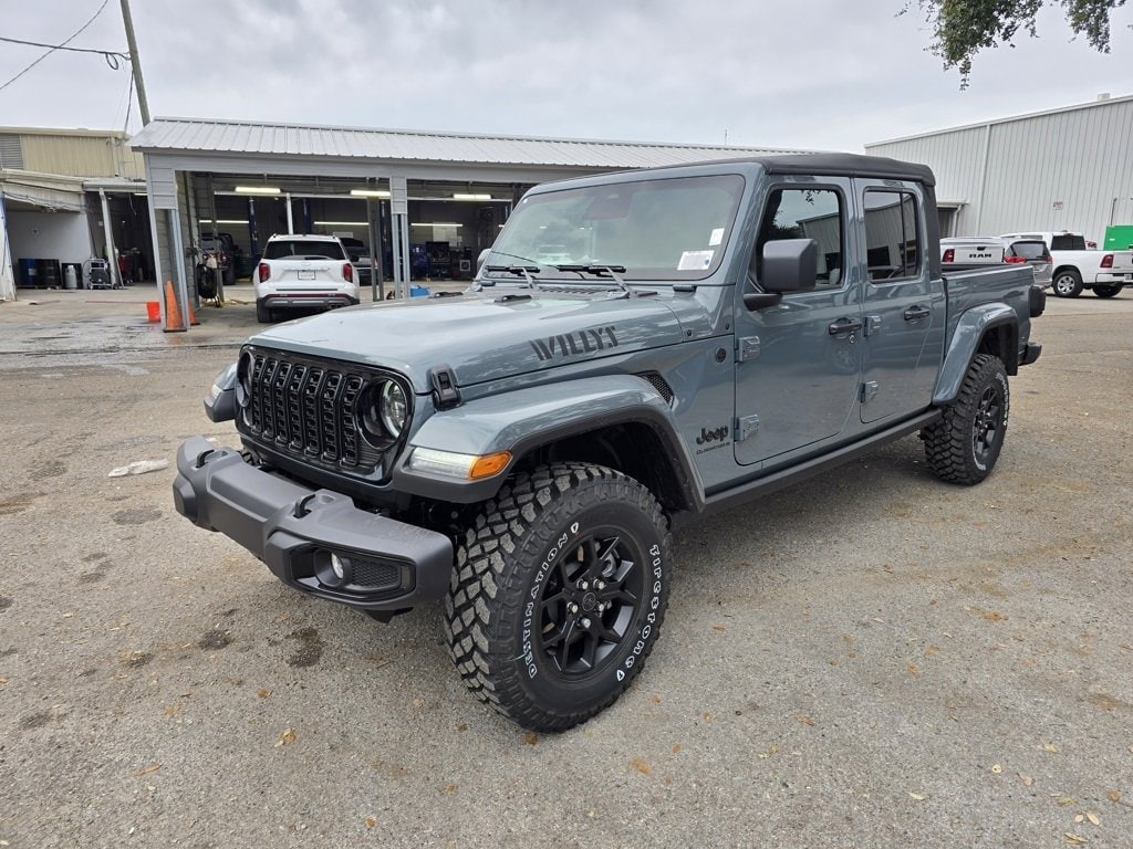 New 2026 Jeep Gladiator WILLYS 4X4 Pickup