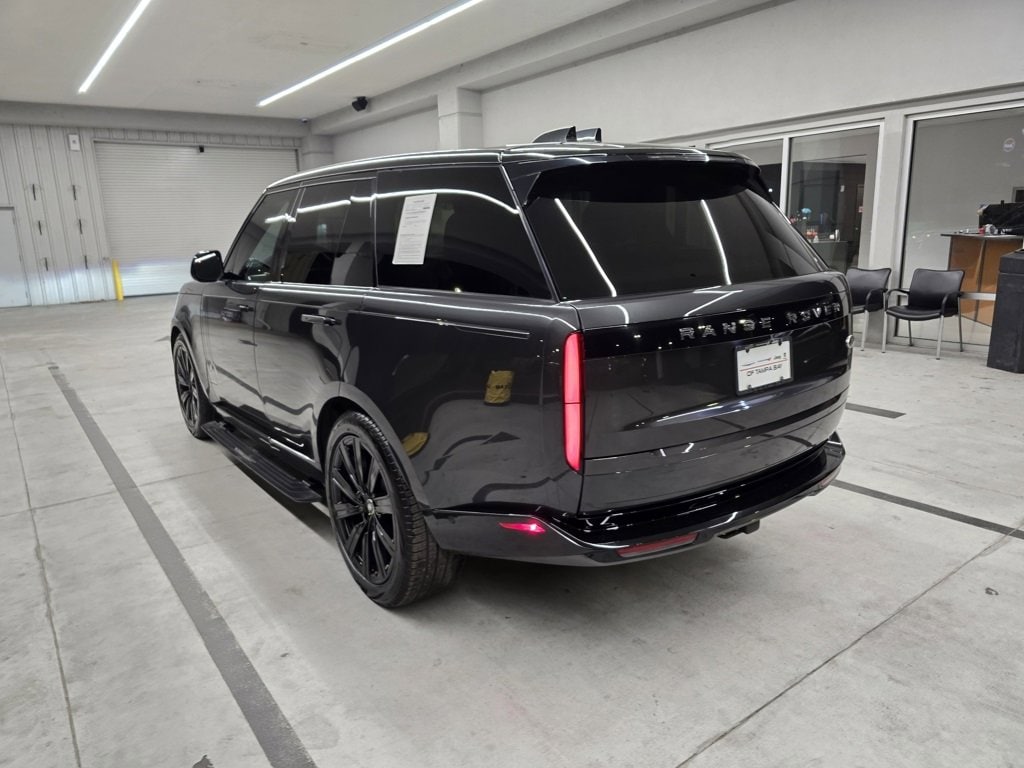 Used 2023 Land Rover Range Rover SE P400 SE SWB