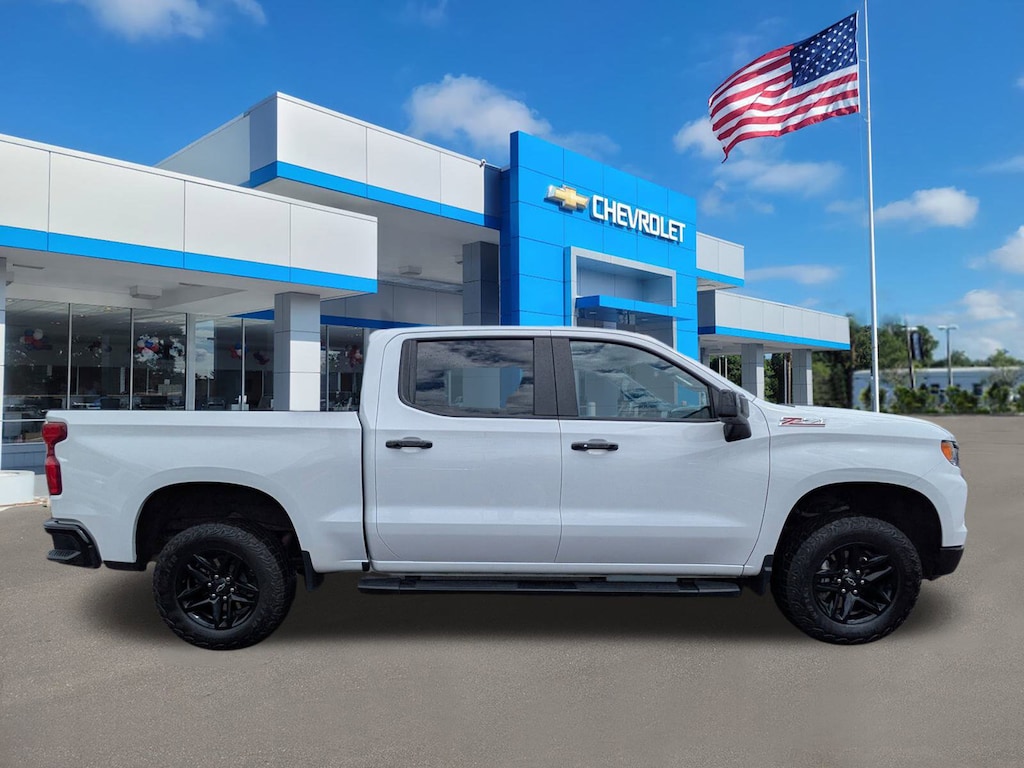 Used 2024 Chevrolet Silverado 1500 LT Trail Boss 4WD Crew Cab 147 LT Trail Boss