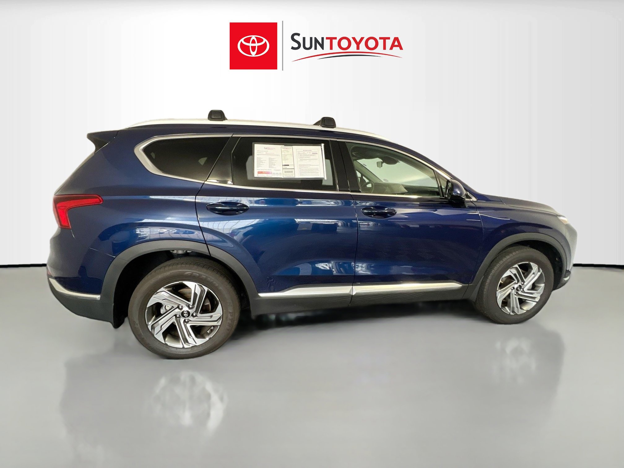 2022 Hyundai Santa Fe SEL photo 2