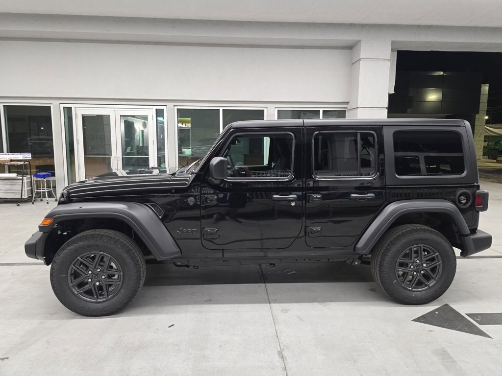 New 2025 Jeep Wrangler 4-DOOR SPORT S Sport Utility