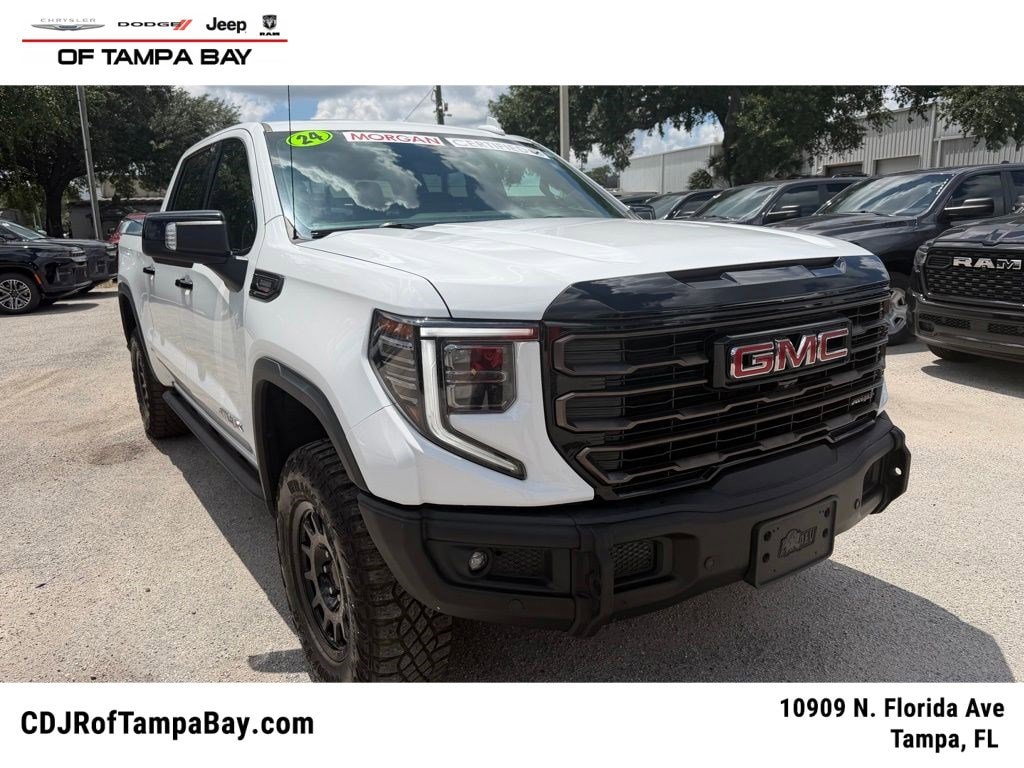 2024 GMC Sierra 4WD Crew Cab Short Box AT4X's photo