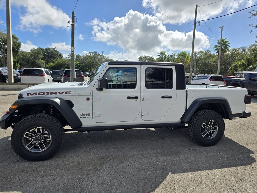 2025 Jeep Gladiator Mojave photo 2