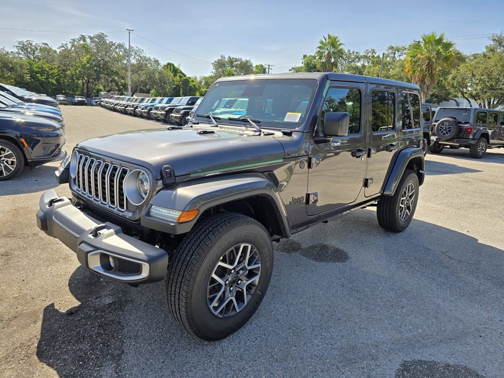 2025 Jeep Wrangler Sahara photo 2