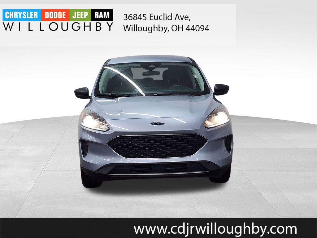 Used 2022 Ford Escape SE with VIN 1FMCU9G67NUA81168 for sale in Willoughby, OH