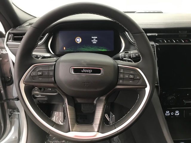 2025 Jeep Grand Cherokee 4xe - Photo 11