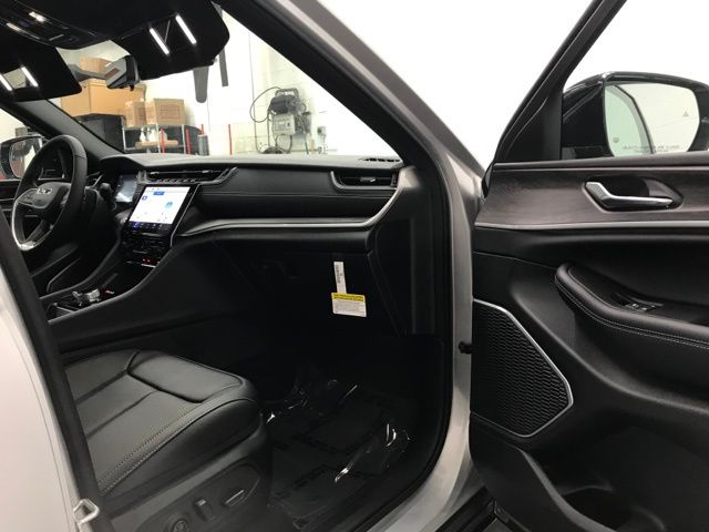 2025 Jeep Grand Cherokee 4xe - Photo 36