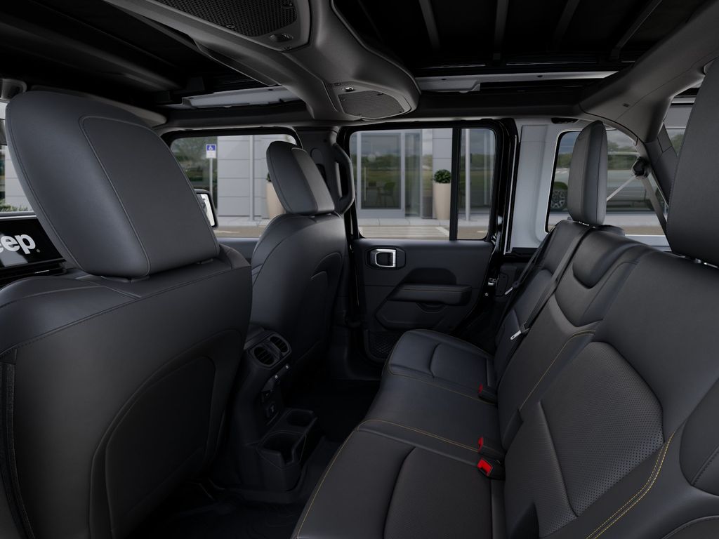 2025 Jeep Wrangler 4-Door Sahara - Photo 23