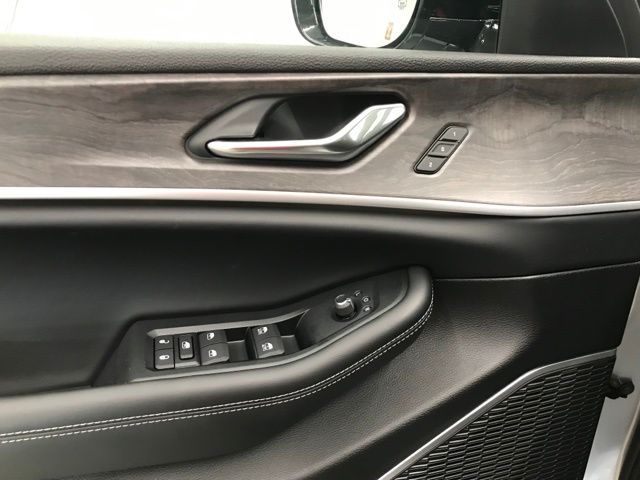 2025 Jeep Grand Cherokee 4xe - Photo 8