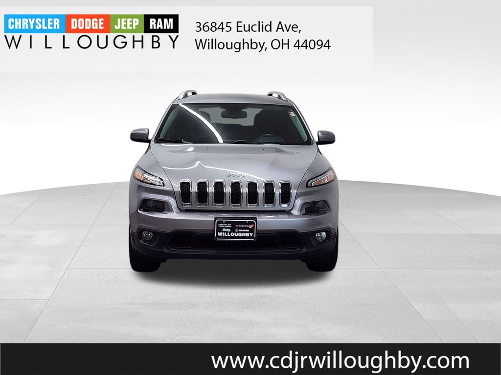 Used 2017 Jeep Cherokee Latitude with VIN 1C4PJMCB8HW608728 for sale in Willoughby, OH