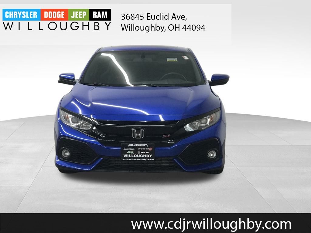 2017 Honda Civic Si photo 2