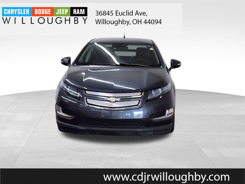 Used 2013 Chevrolet Volt Base with VIN 1G1RD6E46DU120886 for sale in Willoughby, OH