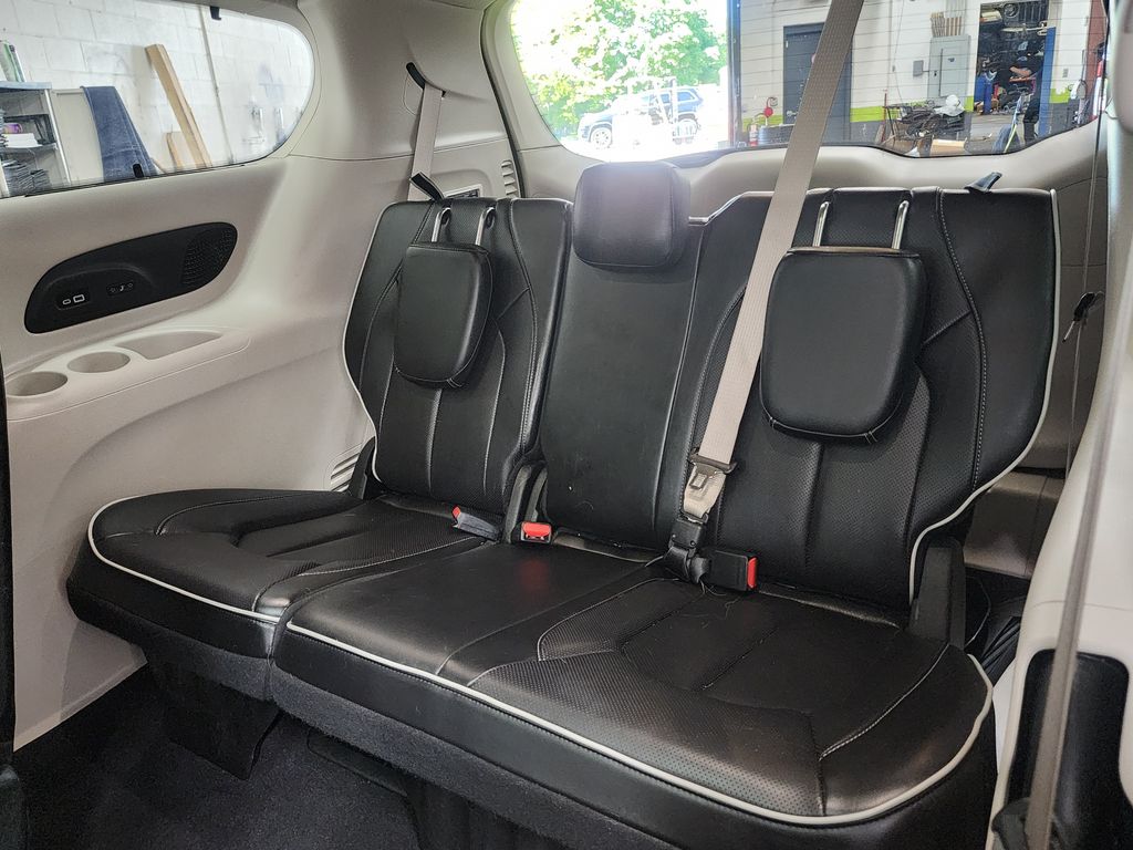 2022 Chrysler Pacifica Limited - Photo 29