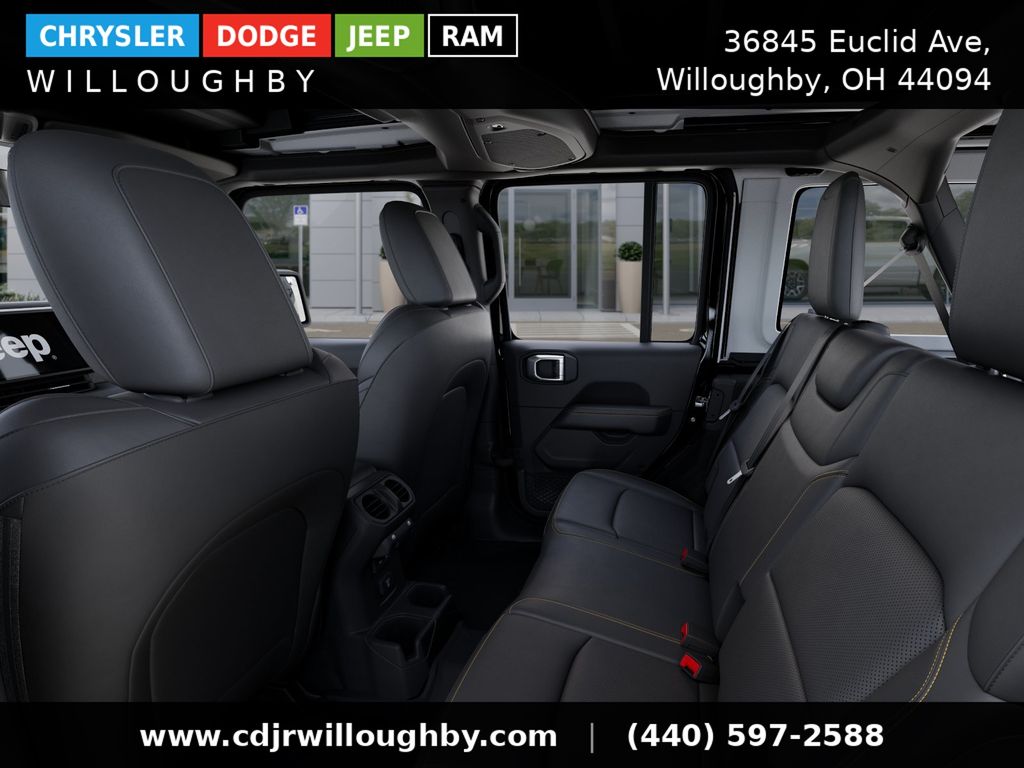 2025 Jeep Wrangler 4-Door Sahara - Photo 26