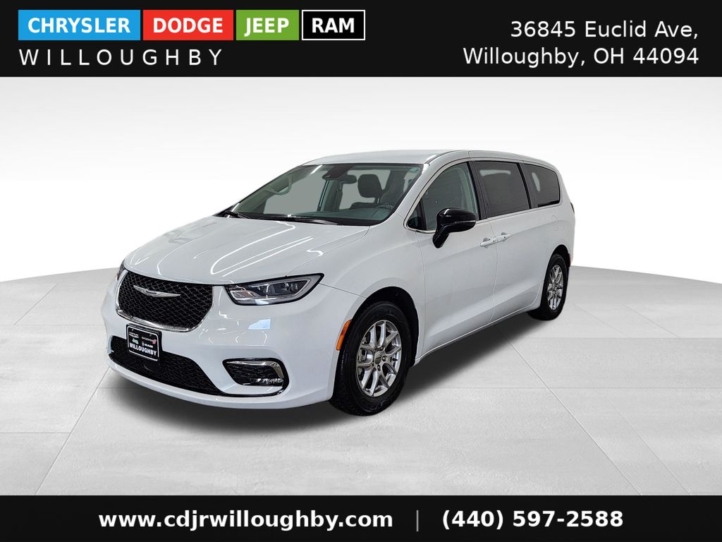 2024 Chrysler Pacifica