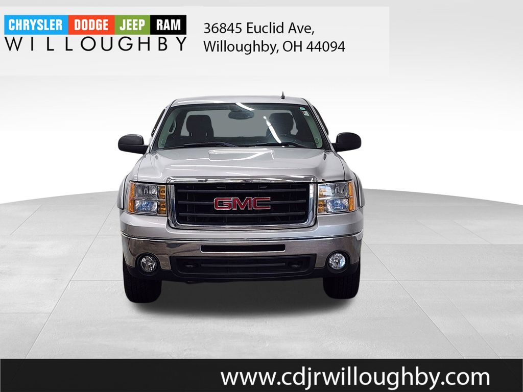 Used 2010 GMC Sierra 1500 SLE with VIN 1GTSKVE37AZ222759 for sale in Willoughby, OH