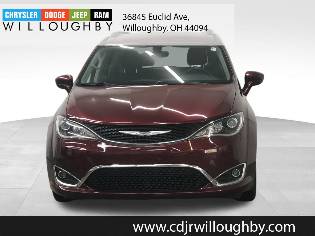 Used 2018 Chrysler Pacifica Touring L with VIN 2C4RC1BG6JR254026 for sale in Willoughby, OH