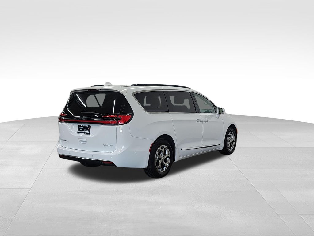 2022 Chrysler Pacifica Limited - Photo 8