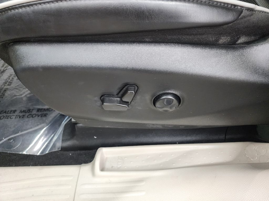 2022 Chrysler Pacifica Limited - Photo 13