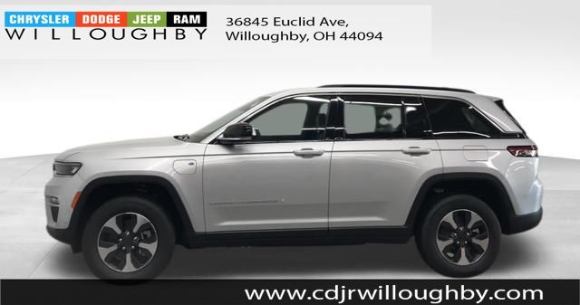 2025 Jeep Grand Cherokee 4xe - Photo 6