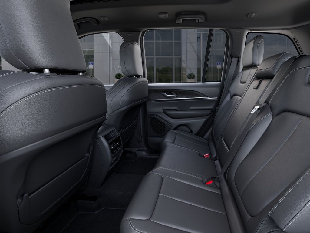2025 Jeep Grand Cherokee Limited - Photo 23