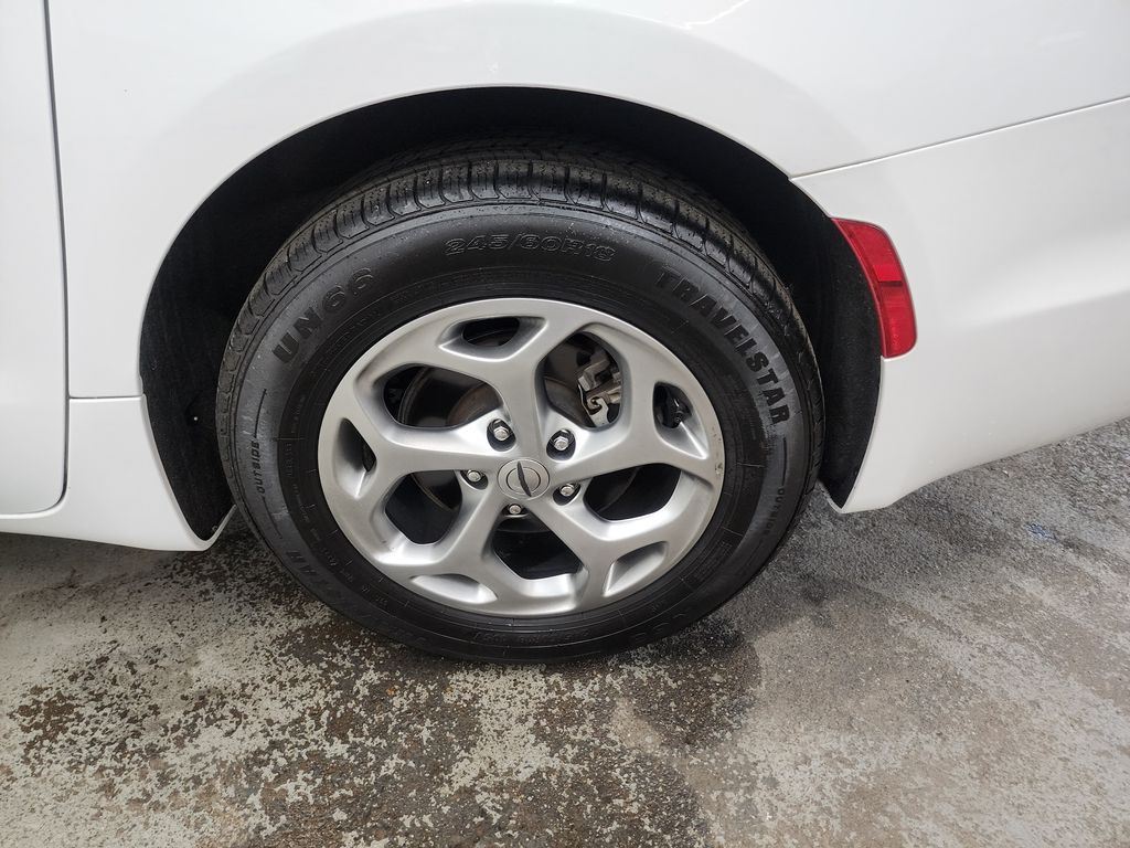 2022 Chrysler Pacifica Limited - Photo 41