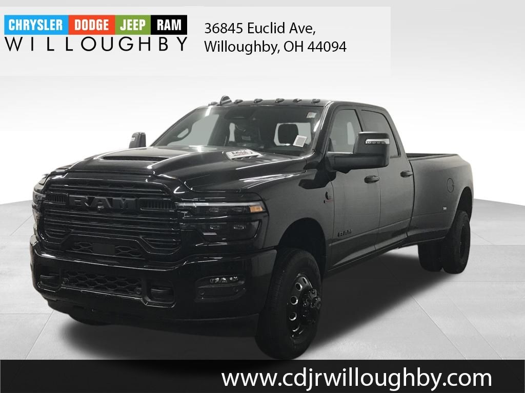 New 2026 Ram 3500 LARAMIE CREW CAB 4X4 8' BOX Pickup