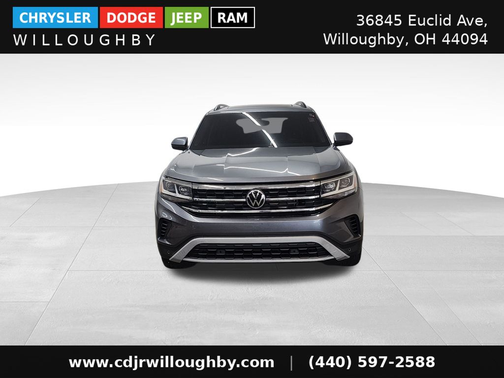 Used 2021 Volkswagen Atlas SE w/Tech with VIN 1V2KR2CA3MC604630 for sale in Willoughby, OH
