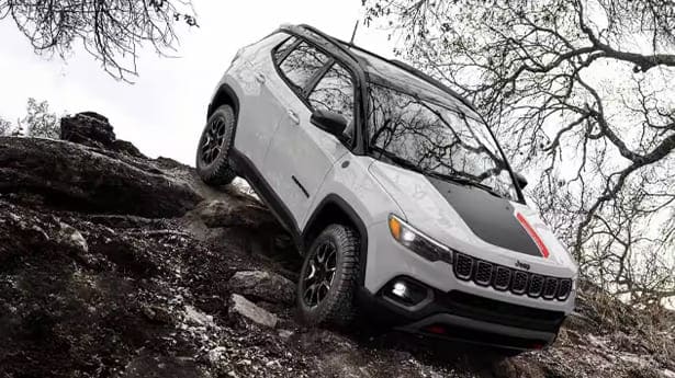 Sneak%20Preview-%20The%202025%20Jeep%20Compass%20post.jpg
