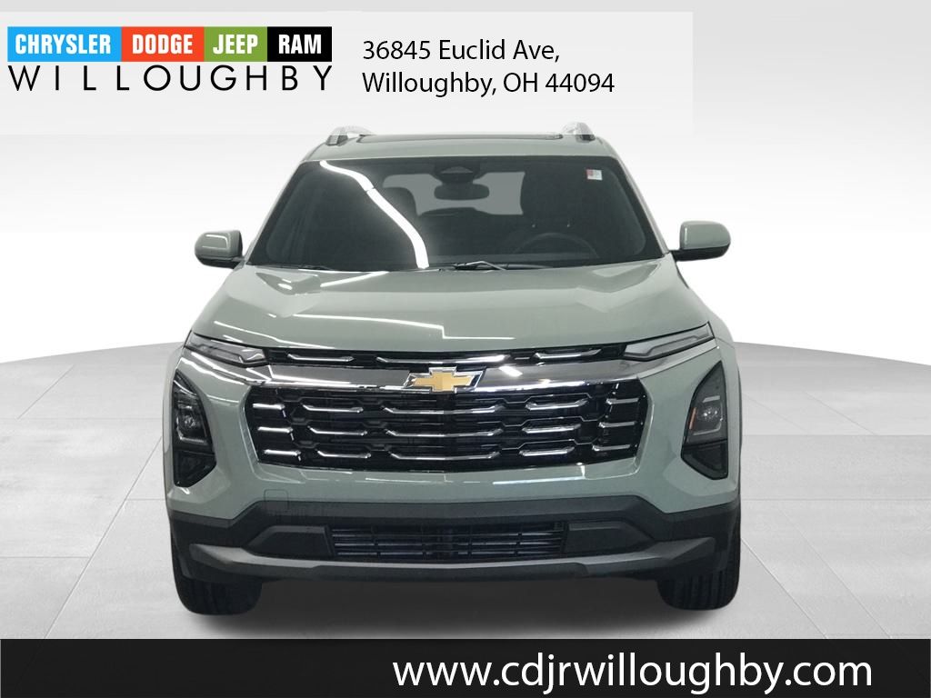 2026 Chevrolet Equinox LT photo 2