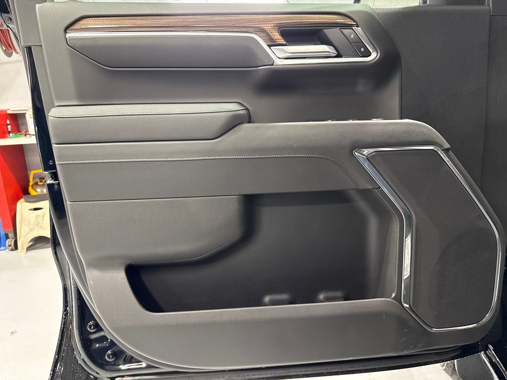 2026 Chevrolet Silverado 1500 LT - Photo 9
