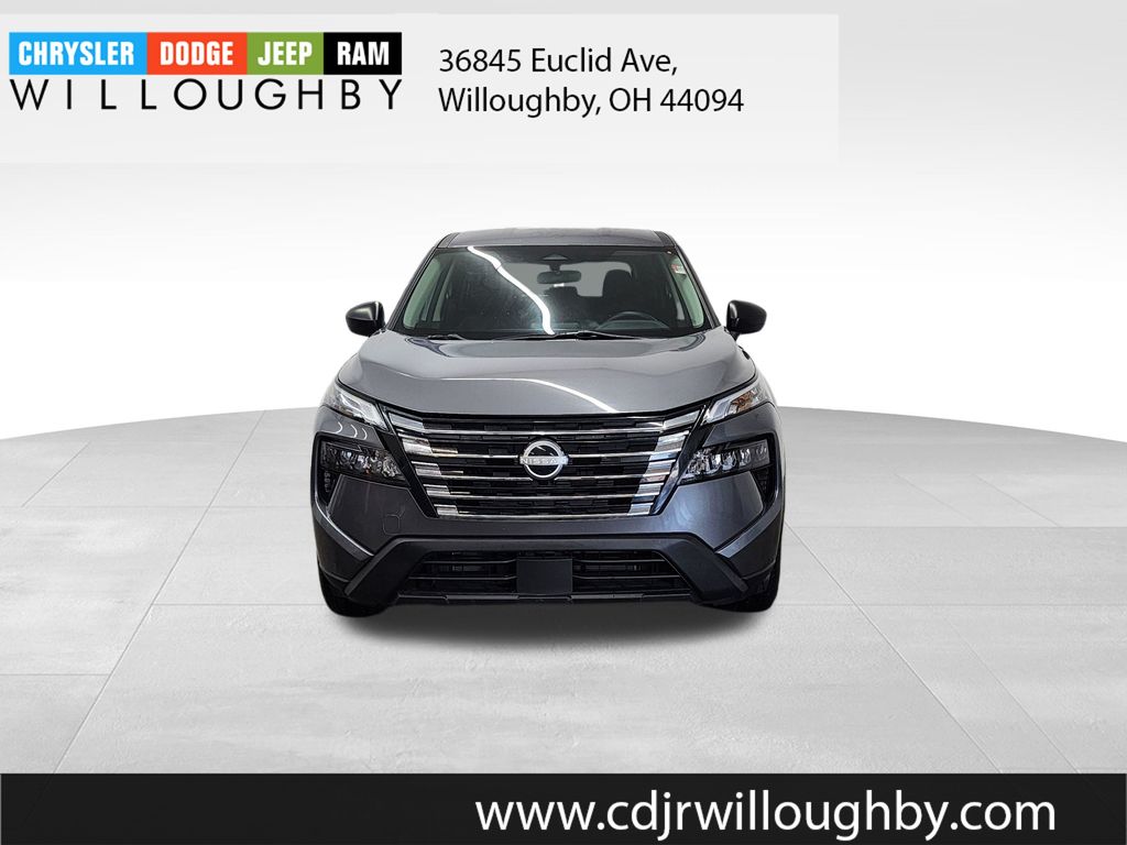 Used 2024 Nissan Rogue S with VIN 5N1BT3AAXRC699170 for sale in Willoughby, OH