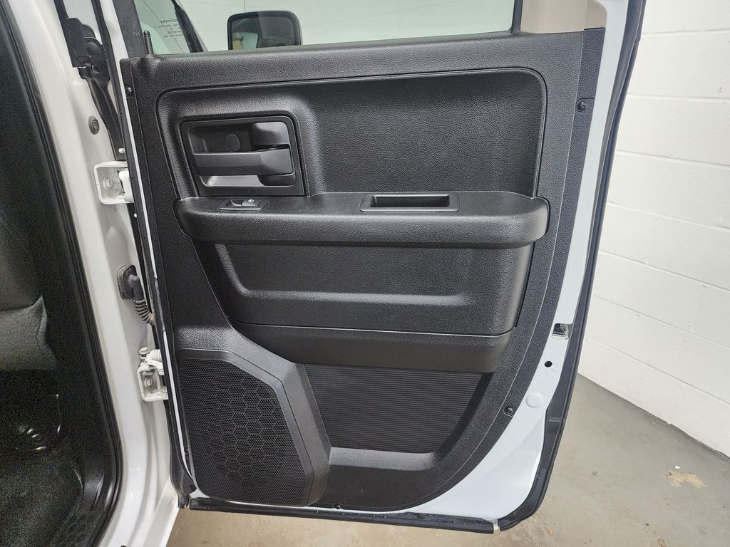 2019 RAM Ram 1500 Classic Tradesman - Photo 30