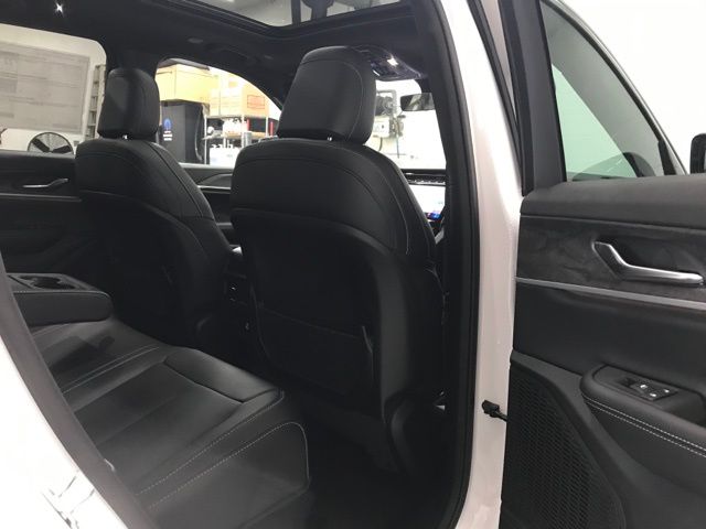 2025 Jeep Grand Cherokee Limited - Photo 25