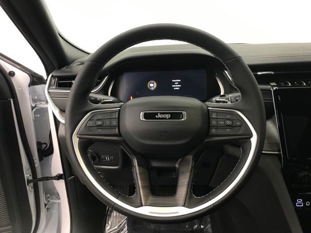 2025 Jeep Grand Cherokee Limited - Photo 11