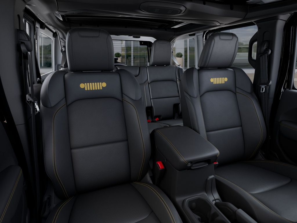 2025 Jeep Wrangler 4-Door Sahara - Photo 16