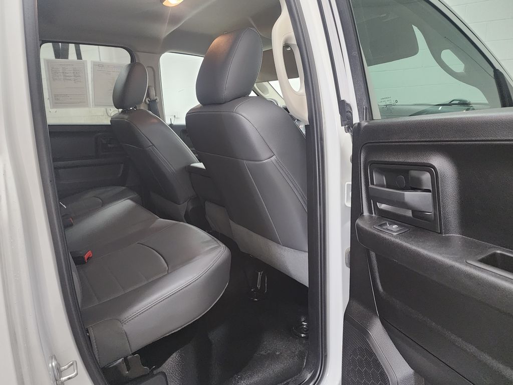 2019 RAM Ram 1500 Classic Tradesman - Photo 31