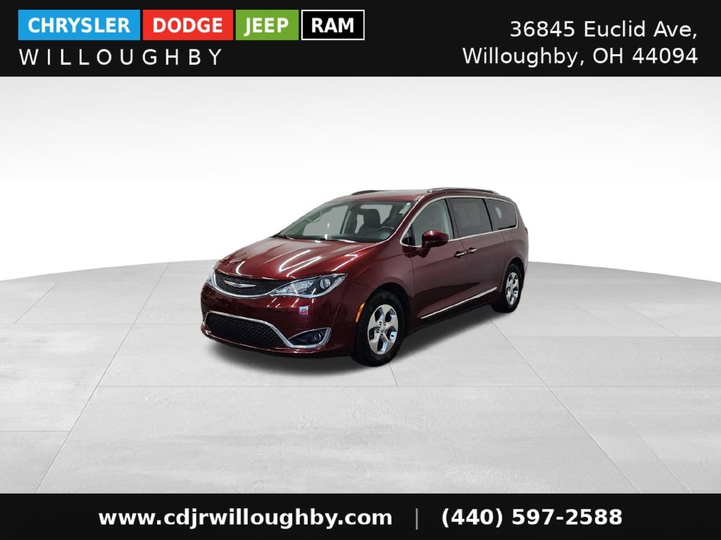 Used 2017 Chrysler Pacifica Touring-L Plus with VIN 2C4RC1EG6HR851344 for sale in Willoughby, OH