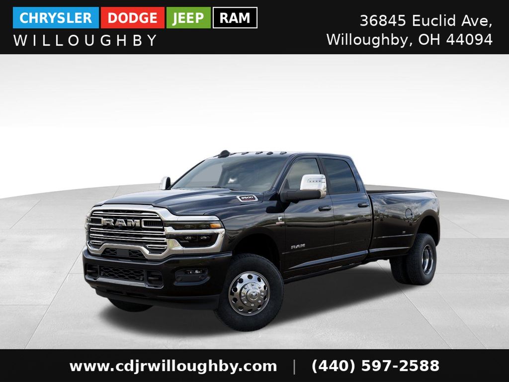 2026 Ram 3500 LARAMIE CREW CAB 4X4 8' BOX Pickup