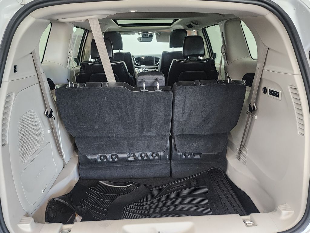 2022 Chrysler Pacifica Limited - Photo 31