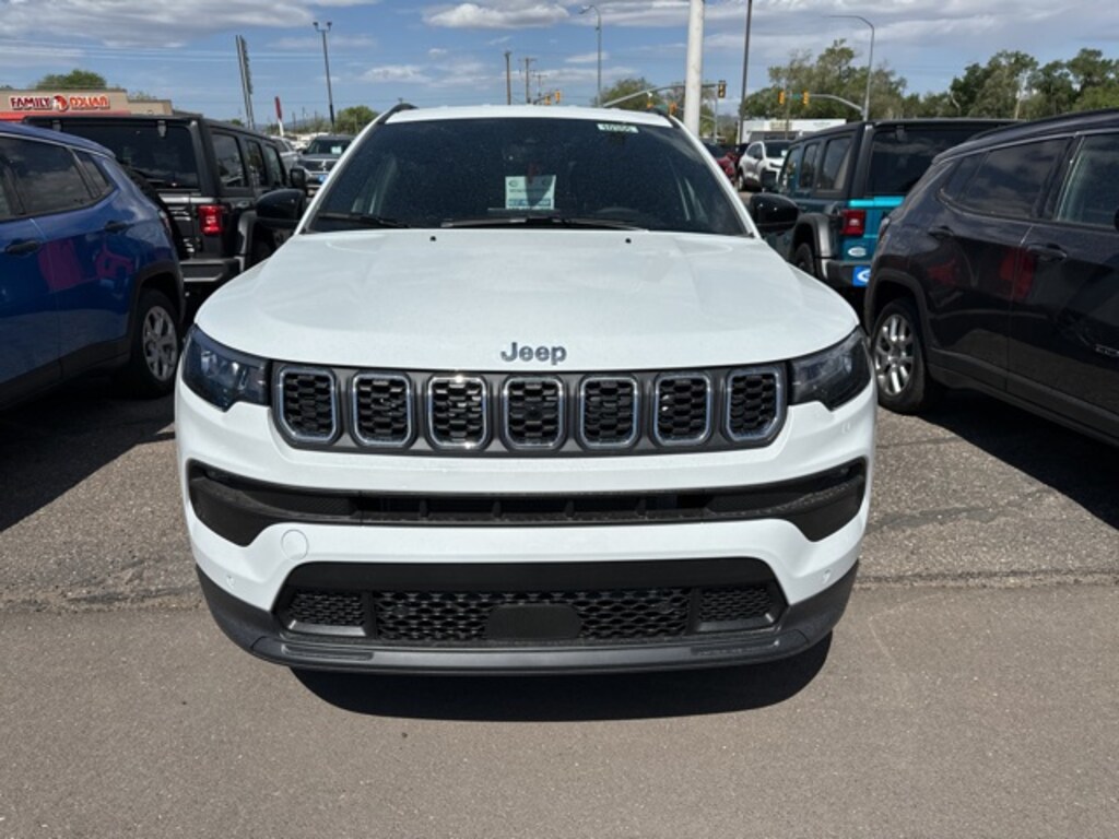 New 2024 Bright White Clearcoat Jeep Compass LATITUDE LUX 4X4 For Sale