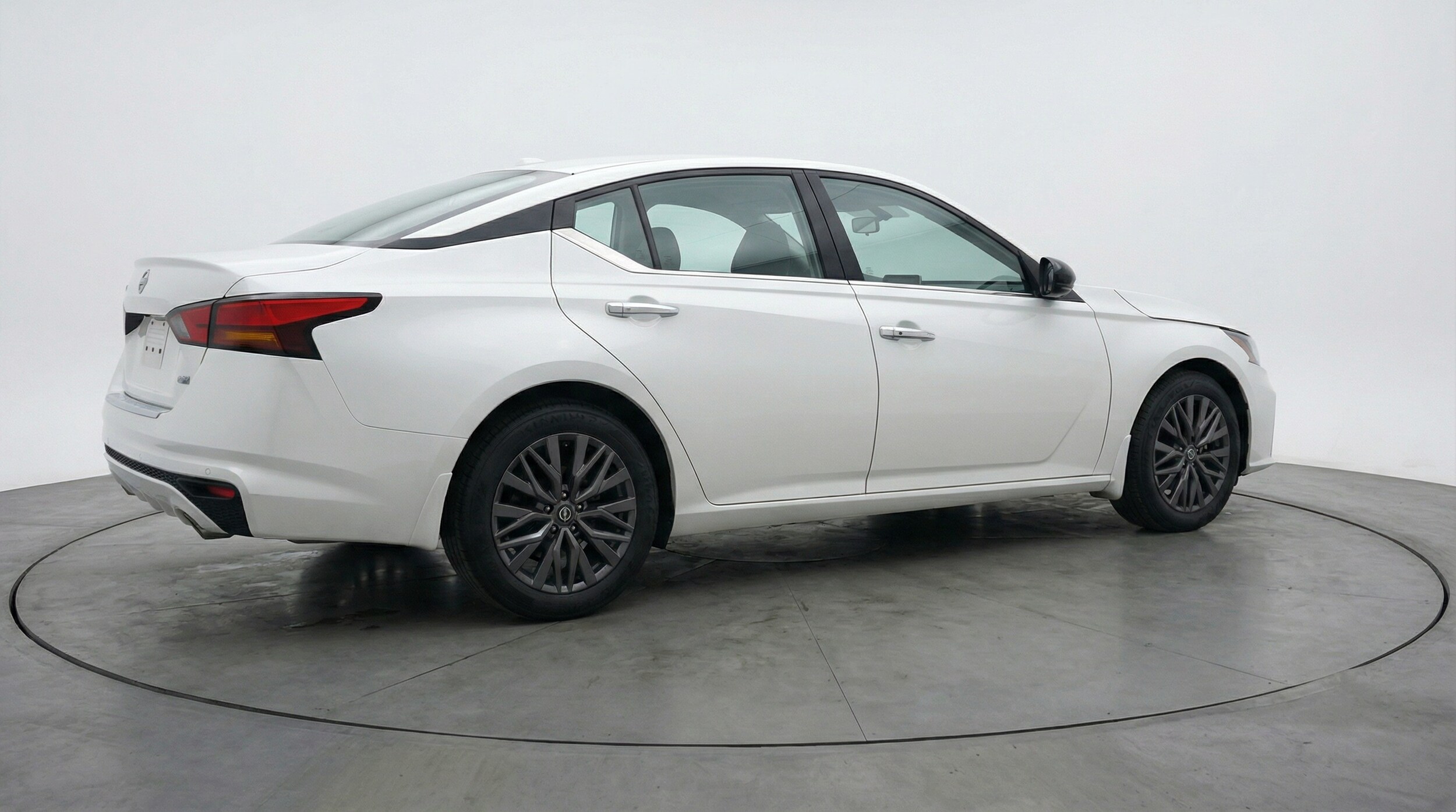 Thumbnail: 2025 Nissan Altima - 7